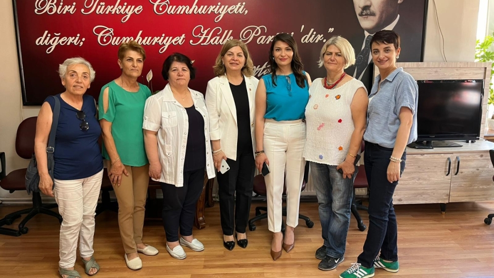 CHP Kadın Kolları Başkanı Hatice Molu oldu